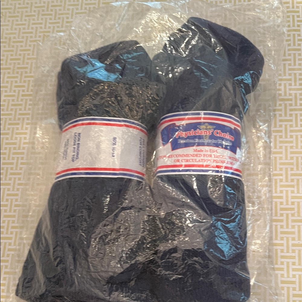 Black Compression Socks - Picture 4 of 6